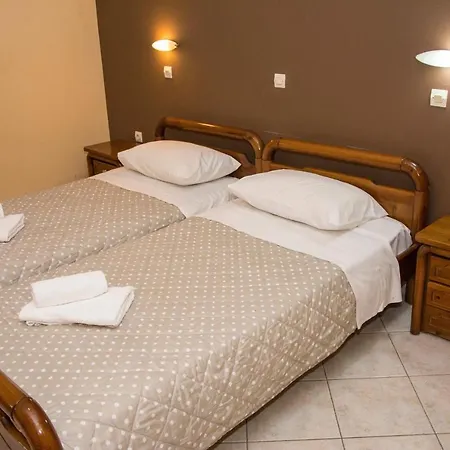 Kiones Apartament *