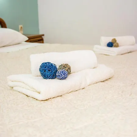 Apartament Kiones *
